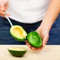 Hoe snijd je een Avocado?