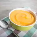 Puree van aardappel en wortel