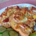 Sandwich met worst, ei en kaas voor kinderen