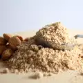 Waarmee kan ik tarwemeel vervangen in keto cakes?