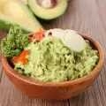 Avocado borrel dip