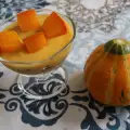 Creme met pompoen en koekjes