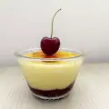 Spaanse crema catalana met kersen