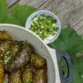 Smakelijke sarma met rijst - gevulde wijnbladeren
