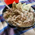 Aubergine met mayonaise en yoghurt
