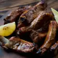 Geglazuurde runder spareribs
