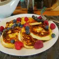 Russische pannenkoeken met bessen