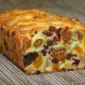 Cake met gedroogd fruit