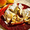 Strudel met peren, walnoten en kaneel