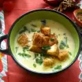 Aardappelcrèmesoep met gesmolten kaas en croutons