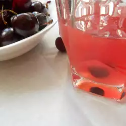 Cherry Godfather cocktail