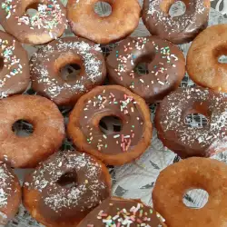 Donuts met vloeibare chocolade