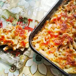 Volkoren macaroni met kazen uit de oven
