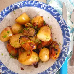 Mosselen met gekookte aardappelen