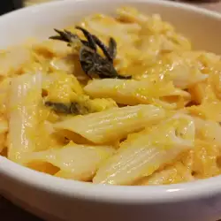 Napolitaanse pasta met pompoen