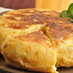 Тортиля с картофи, яйца и лук (ЗА ПРЕВОД)