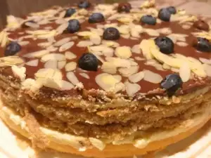 Amandelcake met amaretto en bosbessen