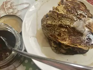 Bananen pannenkoeken met eieren, zonder bloem