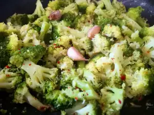 Gebakken broccoli met boter