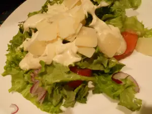 Perfecte Caesarsaus