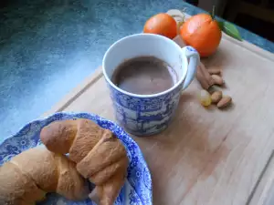 Warme chocolademelk met rode wijn
