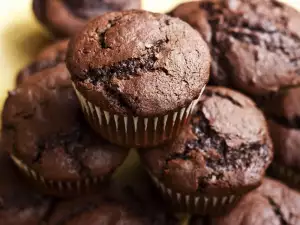 Muffins met chocoladepasta en melk