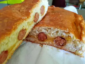 Spaanse Salamanca, gevuld brood (Coca de Salamanca)
