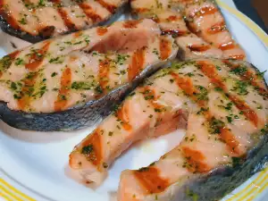 Gegrilde zalm met knoflook