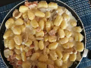 Gnocchi met roomsaus en spek