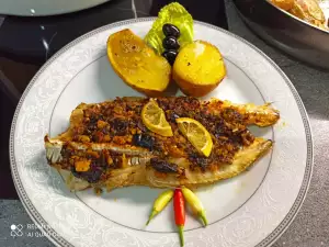 Heekfilet met een knapperige kruidenkorst