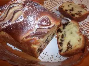 Sponscake met peer en pruimen