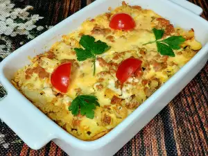 Keto moussaka met gehakt en bloemkool