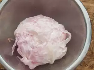 Zelfgemaakte zuurkool met mierikswortel