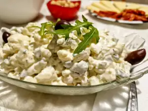Bloemkool salade met yoghurt en augurk