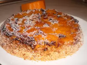 Pie met pompoen en gedroogd fruit