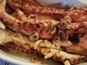 Octopus tentakels met knoflook in olijfolie