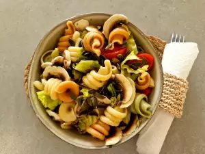 Vegan macaroni salade