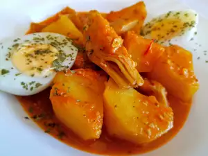 Aardappelstoofpot met pijnboompitten en saffraan