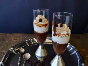 Licht ricotta en koffiedessert
