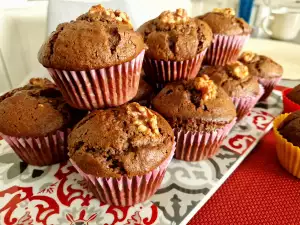 Muffins met johannesbroodpoeder en walnoten