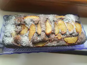 Heerlijke cake met peer en johannesbroodpitmeel