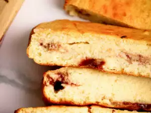 Gezonde cake met pruimenjam