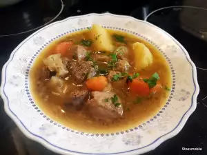 Kalfsvleessoep volgens klassiek recept