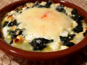 Braadpan met Diepvries Spinazie, Ei en Witte Kaas