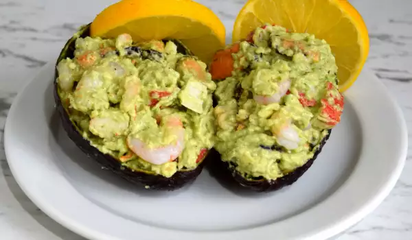 Heerlijke zeevruchten met avocado