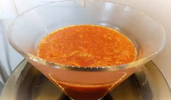 Snelle zelfgemaakte ketchup met koriander