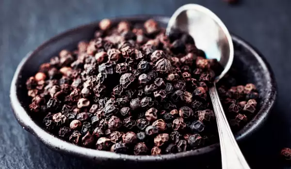 Zwarte peper voor een gemakkelijke spijsvertering