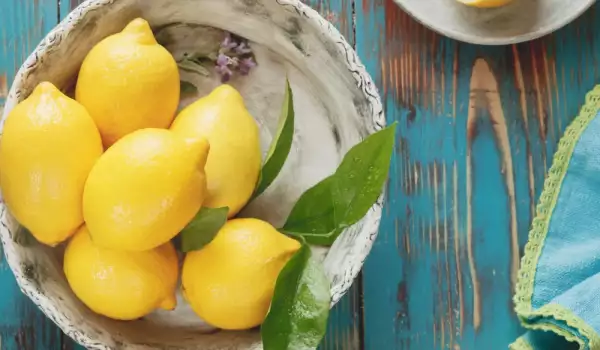 Zijn citroenen een alkalisch of zuur voedsel?