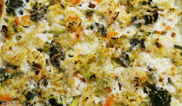 Ovenschotel met broccoli, bloemkool en wortel