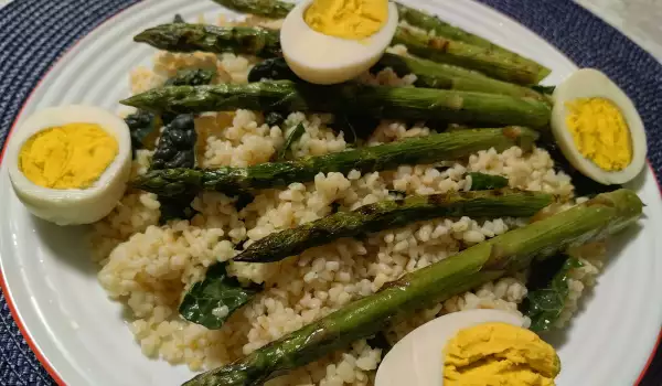 Bulgur met asperges en boerenkool